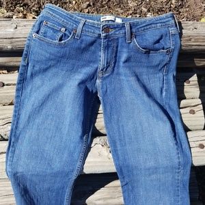 Sz 12 Levi 518 Superlow Blue Jeans